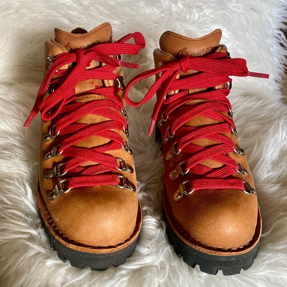 Danner Women’s Mountain Light Cascade Clovis GORE-TEX Hiking Boots Size 8